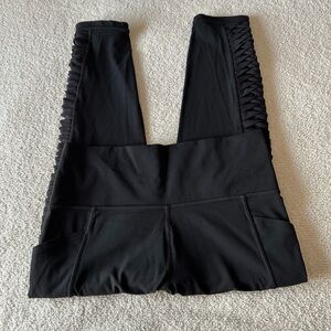 Athleta Black Salutation 7/8 Tights